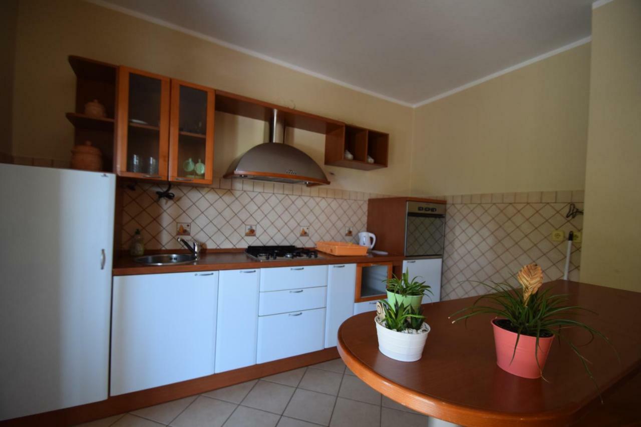 Apartments Nina Starigrad Paklenica Exterior photo